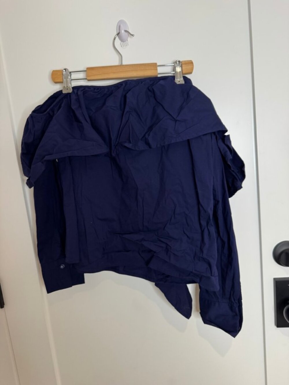 Leith Navy Ruffle Off-Shoulder Top - S - Picture 3 of 4